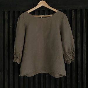 Linen ID Balloon Sleeve Linen Blouse